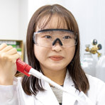 応用化学科 金岡 優茉さん