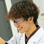 エネルギー物質学科 鶴田 浩睦さん