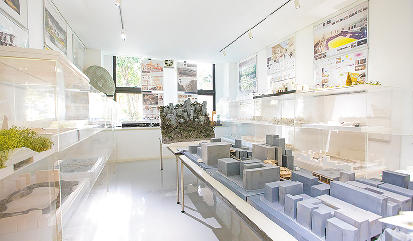 E館展示スペース