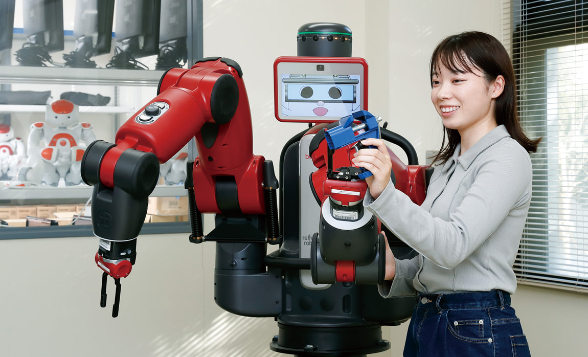 ロボティクス学科